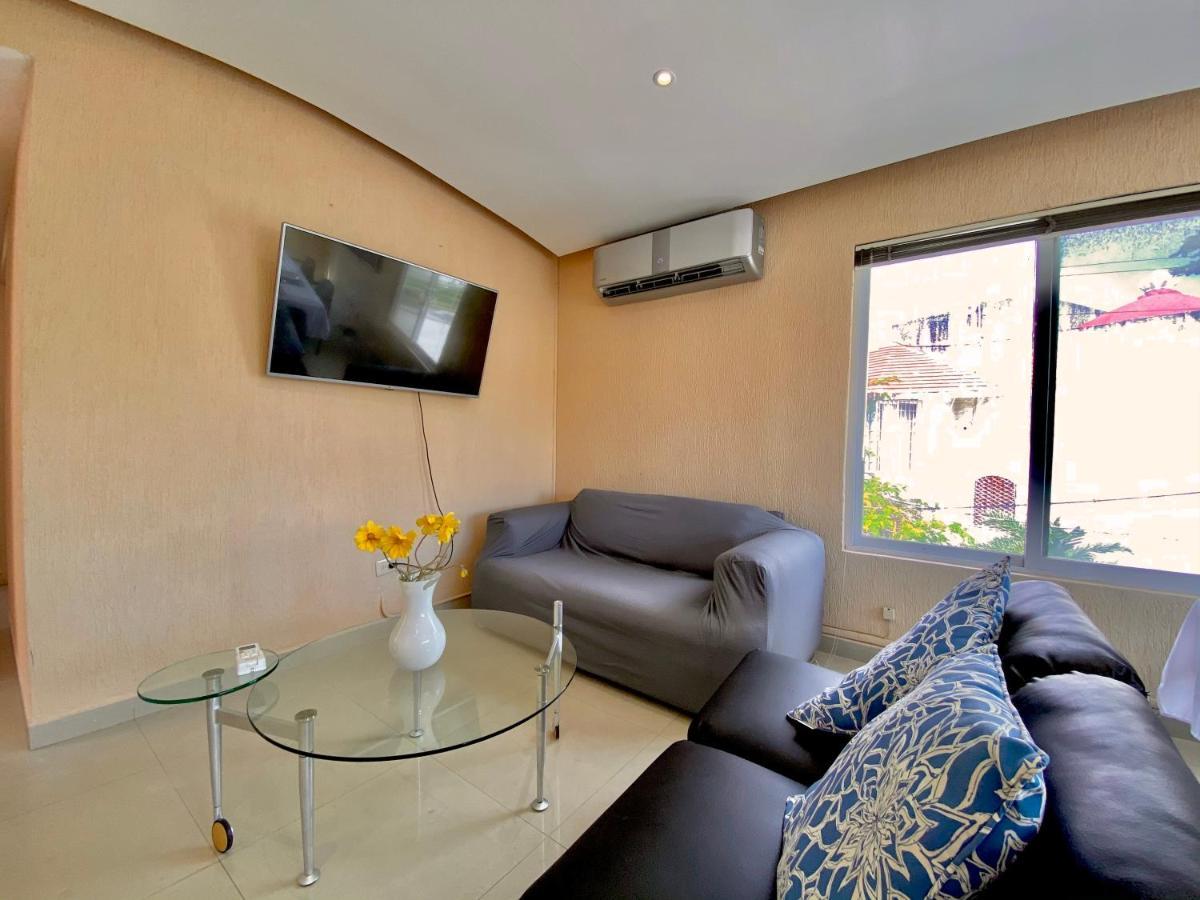 Apartamento Calido Y Moderno En La Entrada De La Zona Hotelera Cancún Exteriör bild